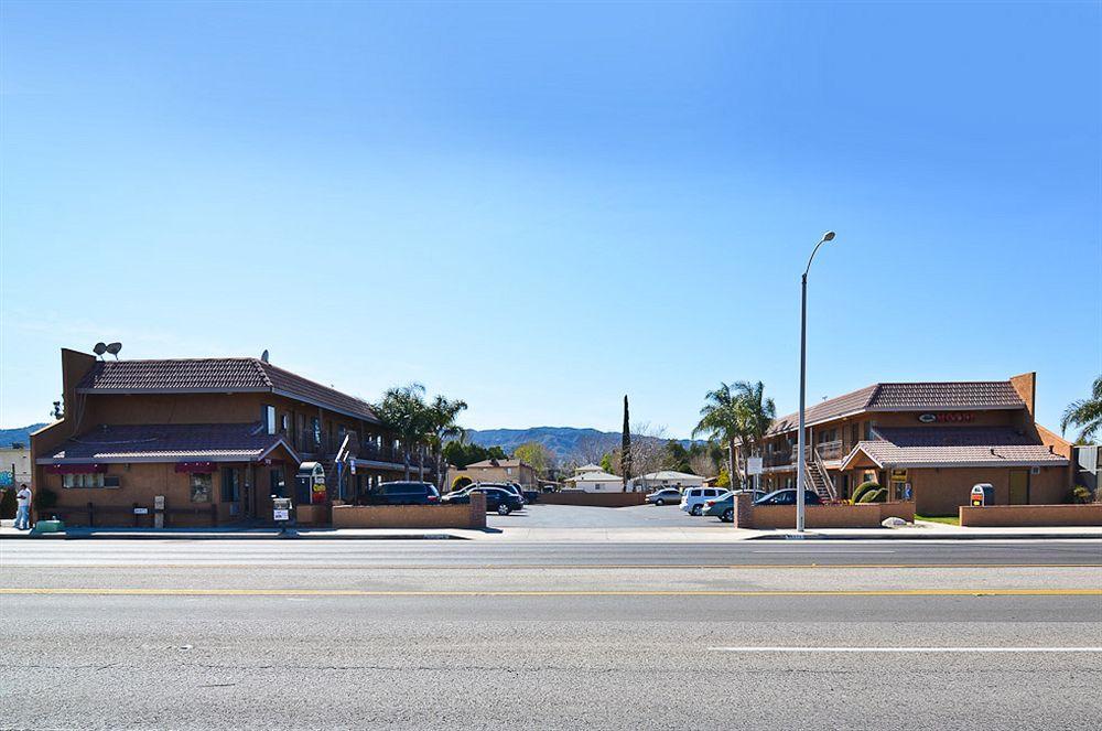 Santa Clarita Motel - Near Six Flags Magic Mountain - Valencia Exterior photo